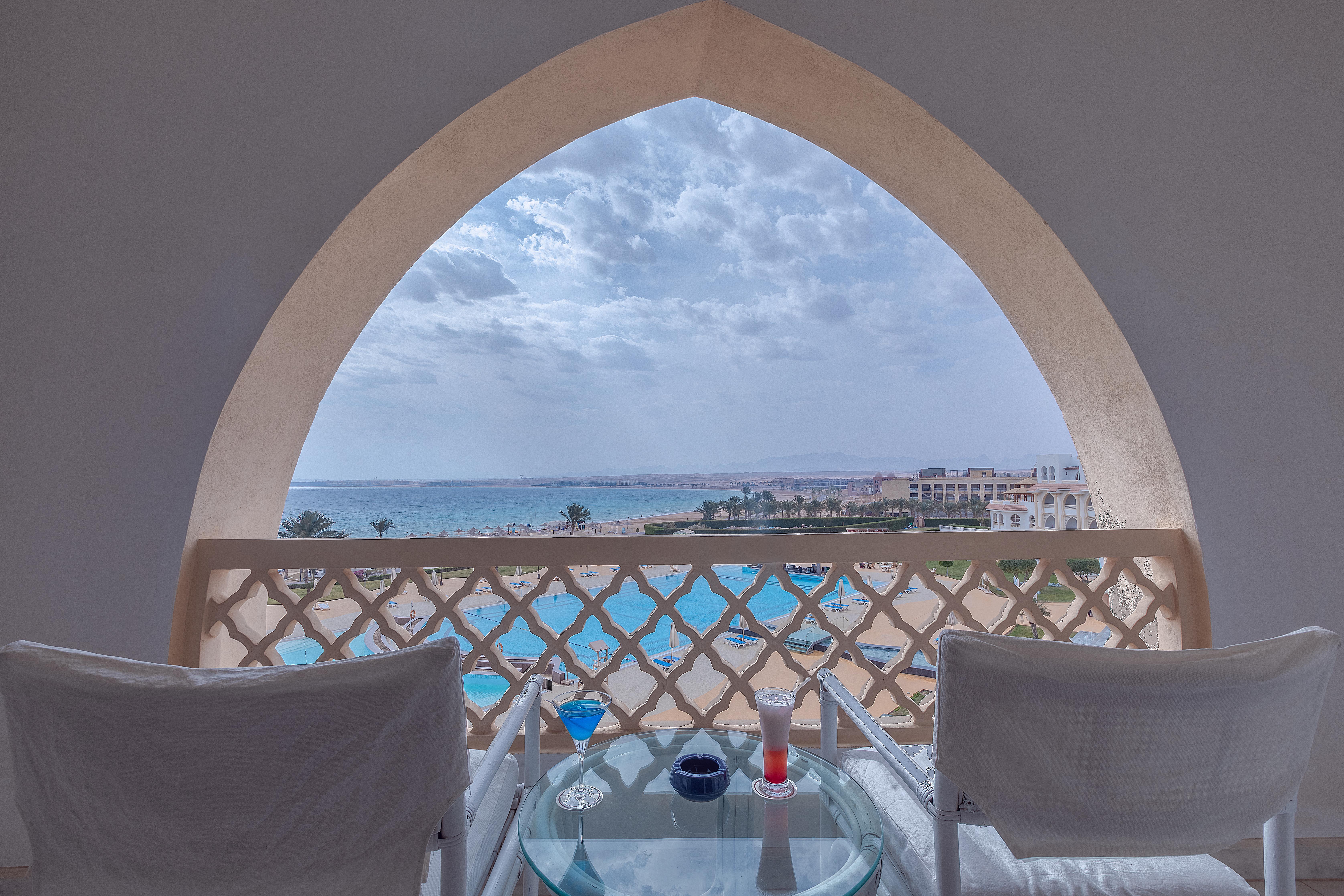 Old Palace Resort Sahl Hasheesh Hurghada Exterior foto View from a hotel room