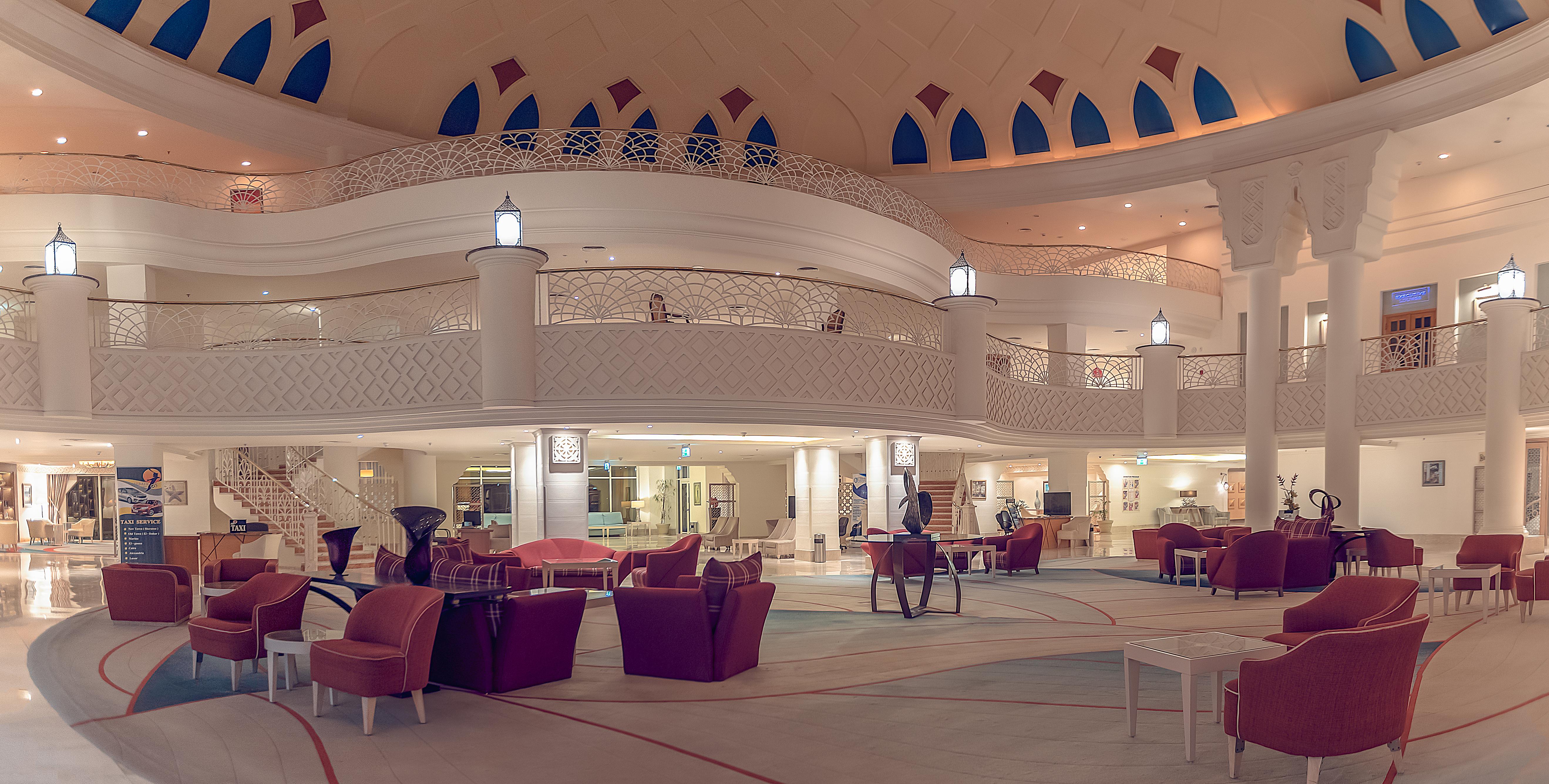 Old Palace Resort Sahl Hasheesh Hurghada Exterior foto The lobby of the Grand Hotel