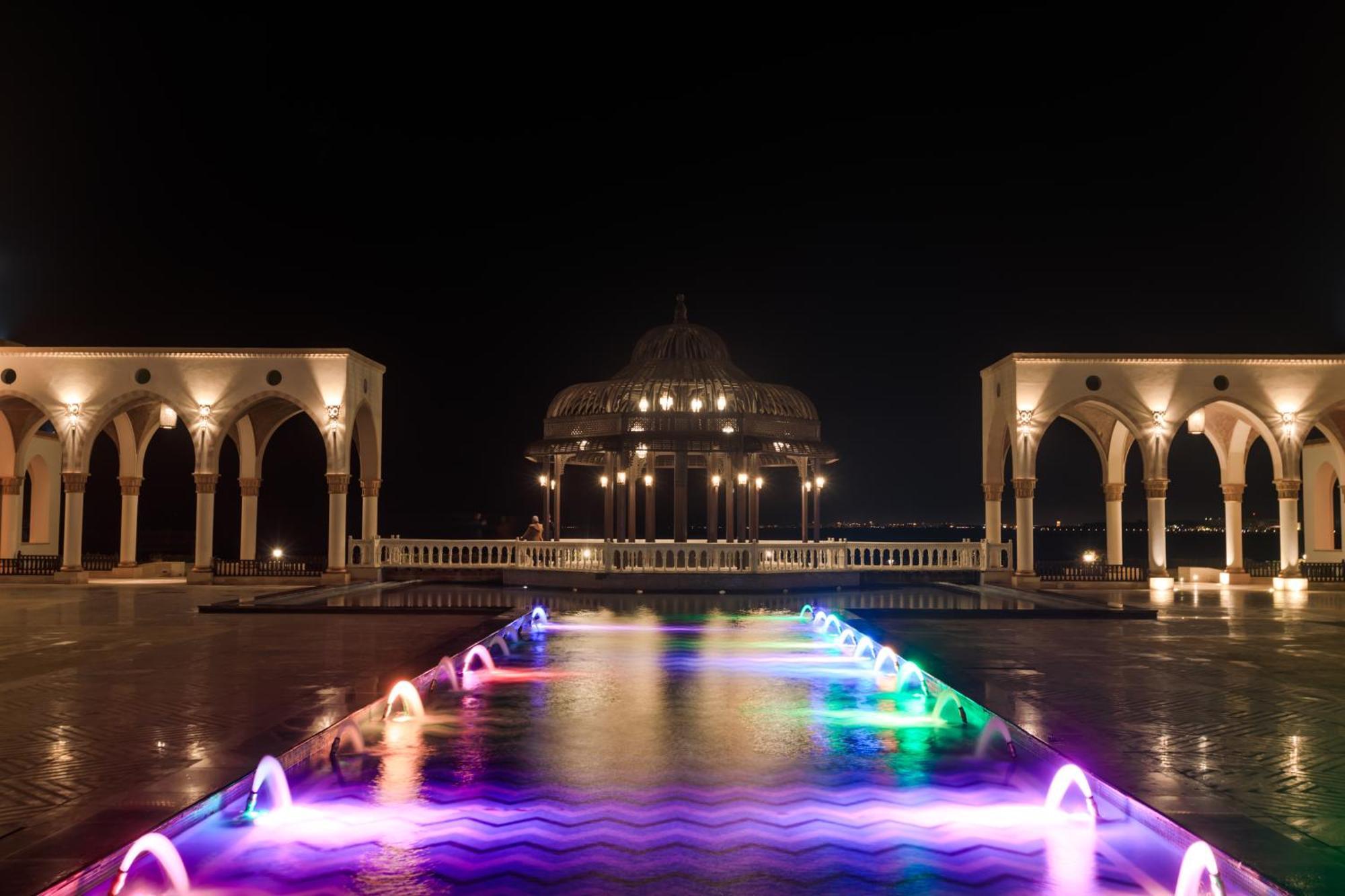 Old Palace Resort Sahl Hasheesh Hurghada Exterior foto Fountains at the Al-Shaab Park