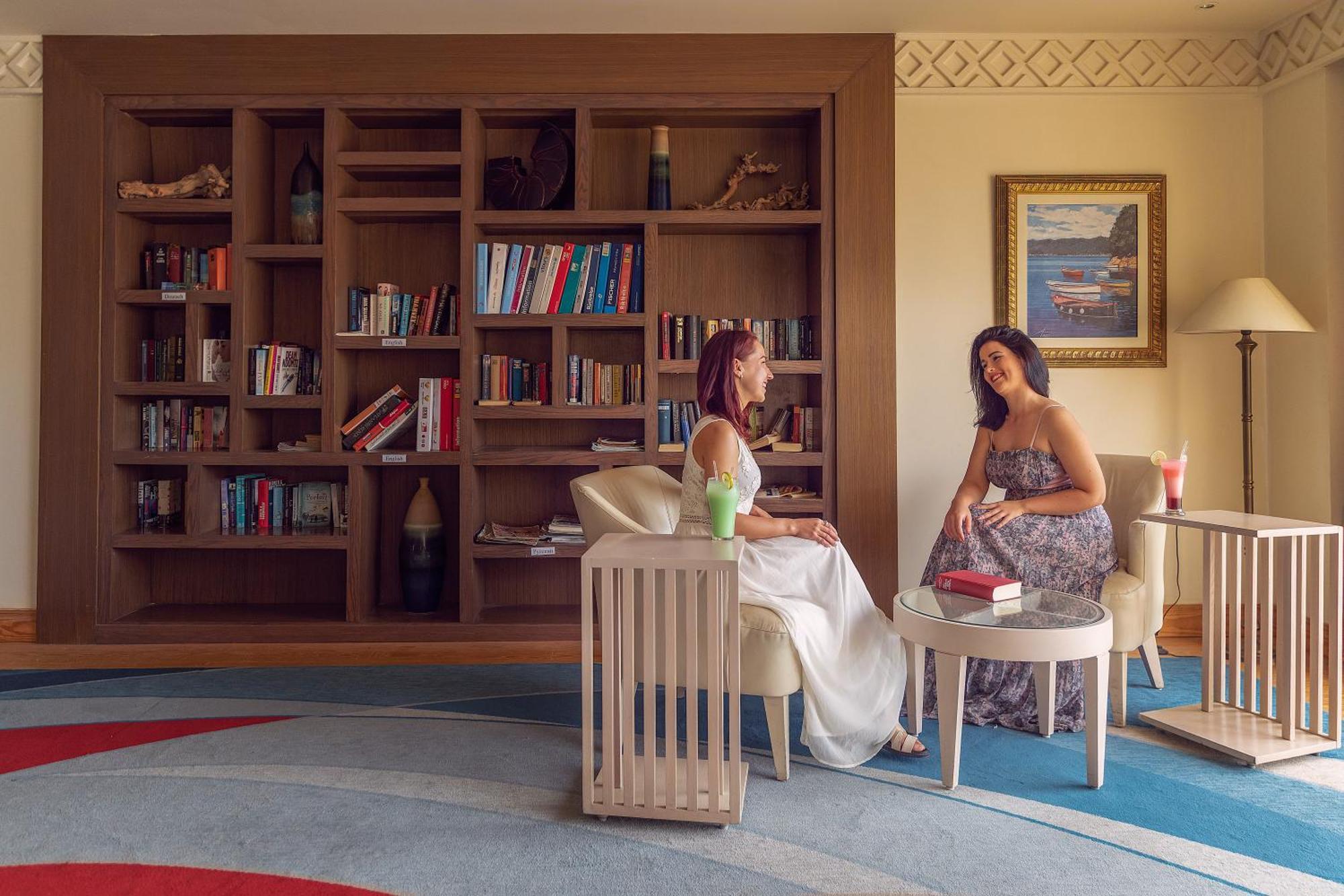 Old Palace Resort Sahl Hasheesh Hurghada Exterior foto Library