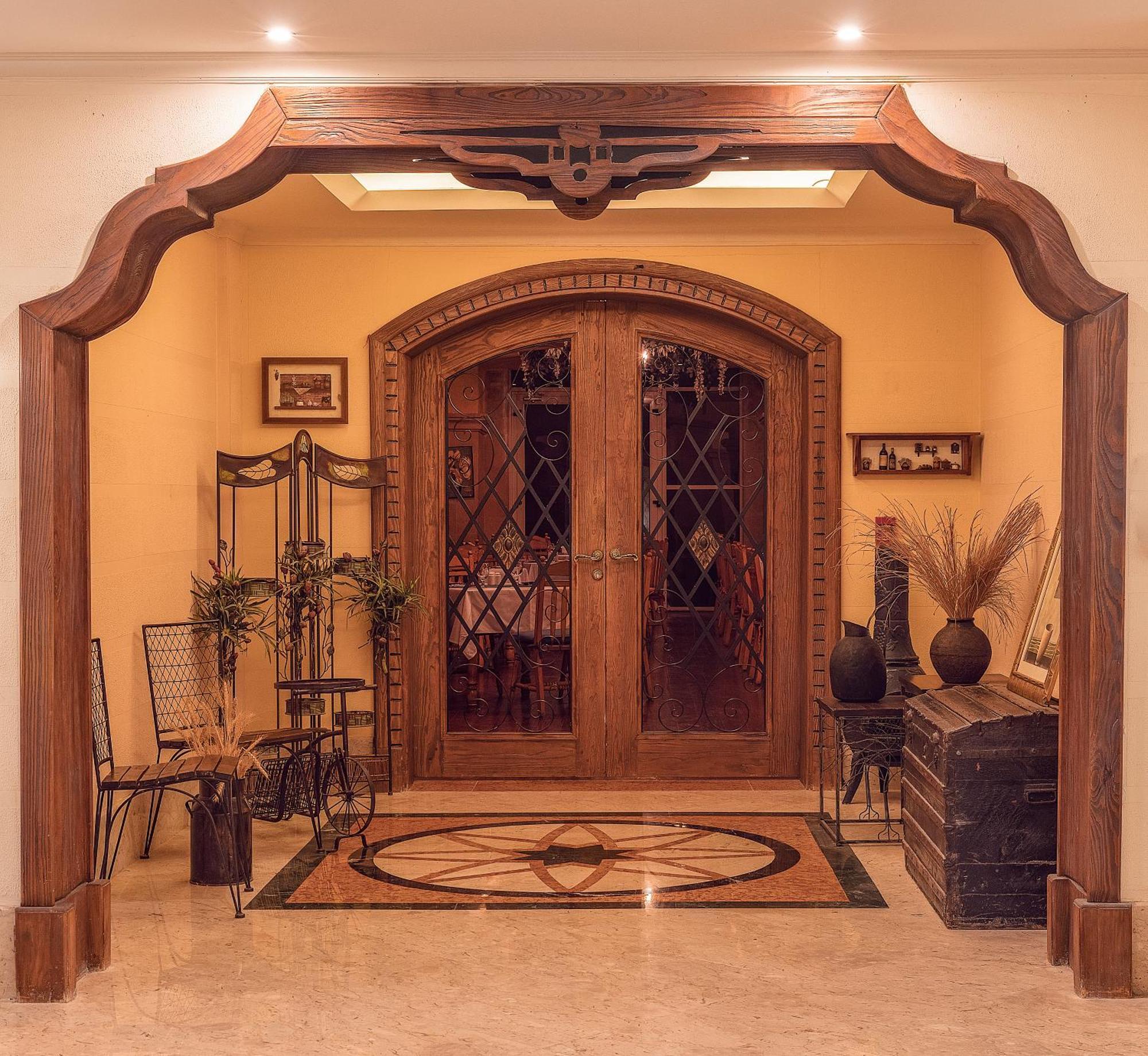Old Palace Resort Sahl Hasheesh Hurghada Exterior foto A home entrance