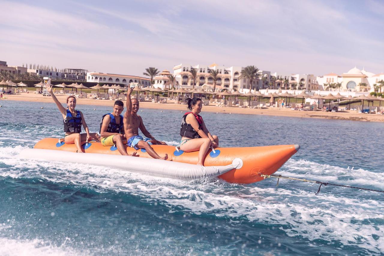 Old Palace Resort Sahl Hasheesh Hurghada Exterior foto A banana boat